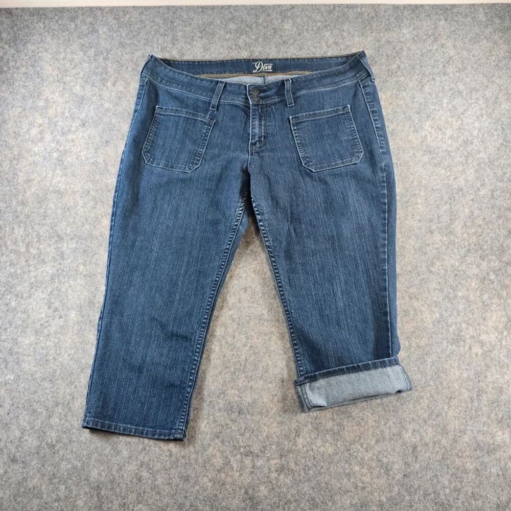 Old Navy Diva Jean Capris Plus Size 16 Medium Wash Denim Blue Patch Pockets